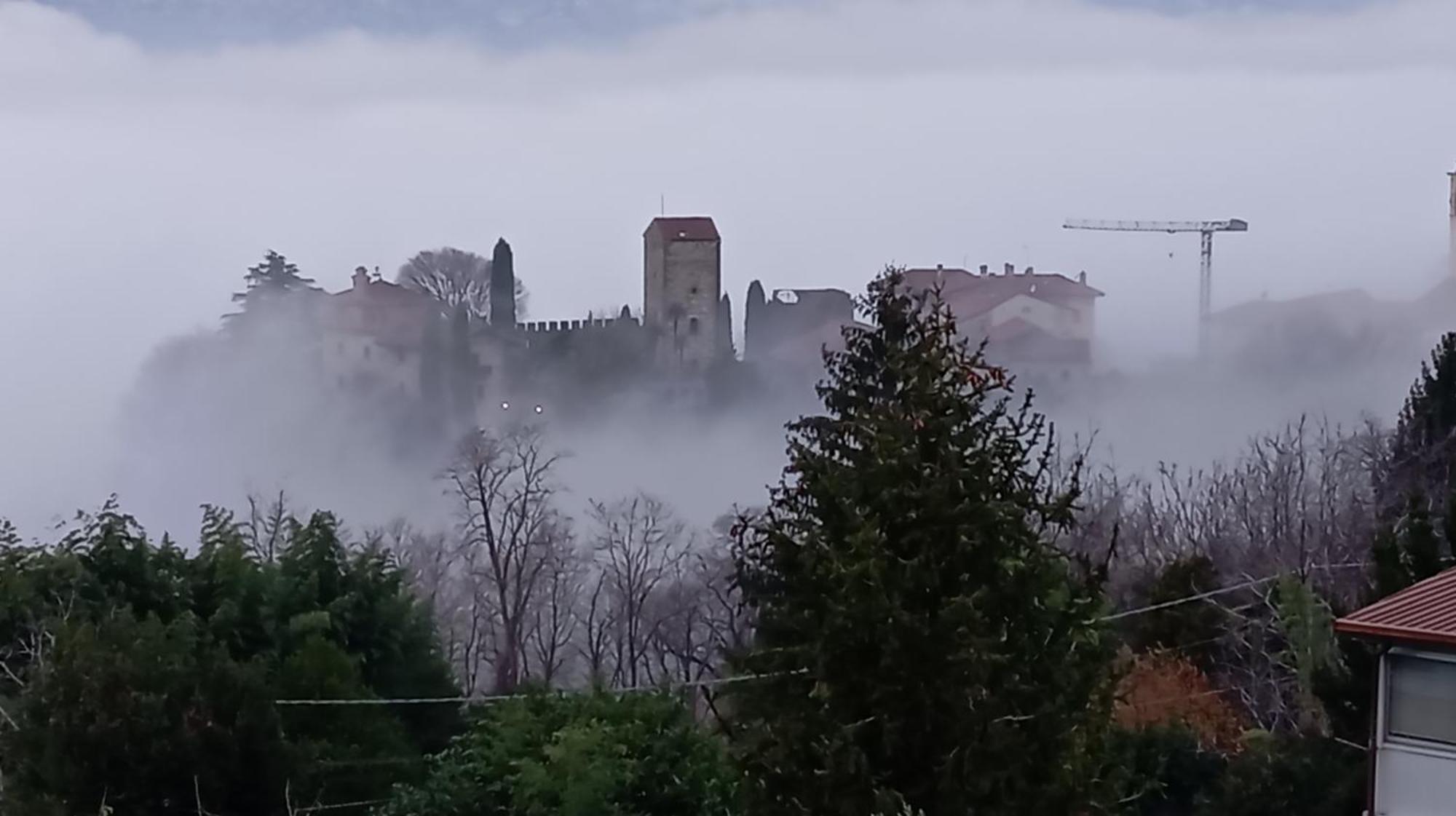 לינה וארוחת בוקר קאלולציוקורטה La Dimora Dei Due Laghi מראה חיצוני תמונה